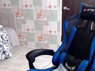 Korolek12 live cam preview