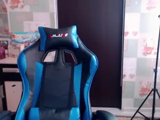 Korolek12's Live Sex Cam Show