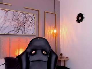 samantha-brooke Live Webcam on CamSoda