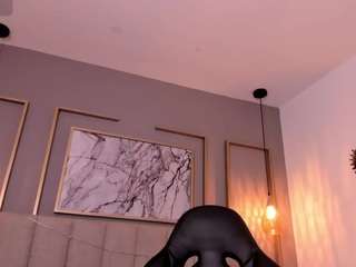 samantha-brooke's CamSoda show and profile