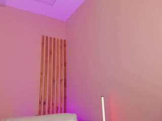 Samantha-Brooke live cam preview