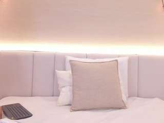 sarita-duque's CamSoda show and profile