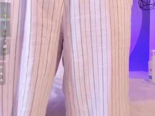 sarita-duque Live Webcam on CamSoda