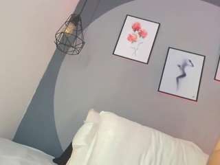 Sarita-Duque live cam on CamSoda