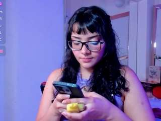 suggarbaby3x Live Webcam on CamSoda