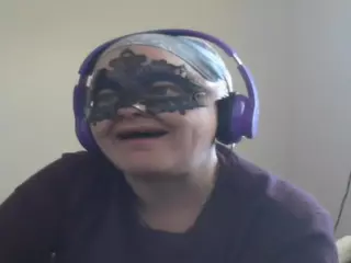 ZeroesN1s's Live Sex Cam Show
