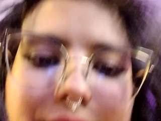 kat-queens's CamSoda show and profile