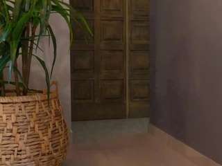 naomisainz's CamSoda show and profile