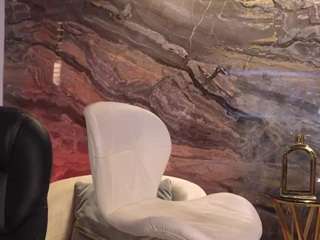 naomisainz's CamSoda show and profile