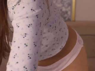 naomisainz webcam