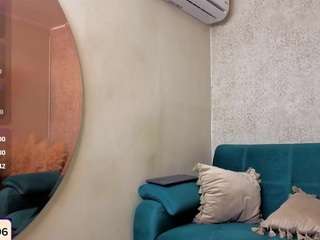 paola-reyy live cam preview