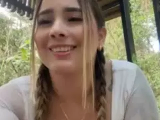 paola-reyy's Live Sex Cam Show