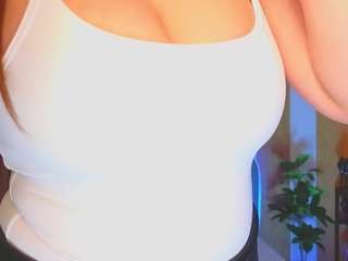 kirakis Sex Cam Show