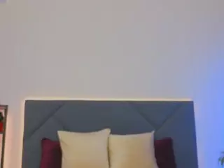 Kira's Live Sex Cam Show