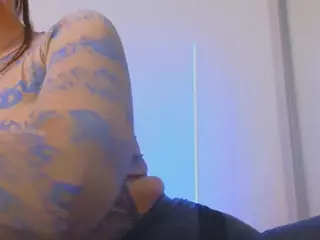 Kira's Live Sex Cam Show