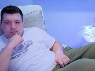 basystem8's CamSoda show and profile