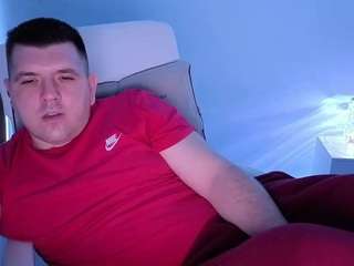 basystem8's CamSoda show and profile