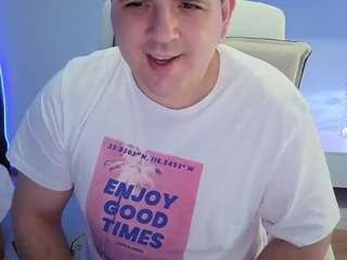 Live webcam model basystem8 on Soda Cams