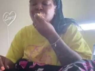 peachesstarr20 webcam