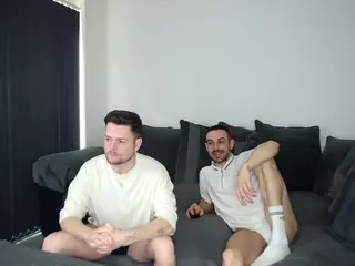 twotwinkhusbands's Live Sex Cam Show