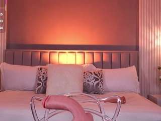 valerynova's CamSoda show and profile