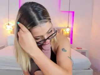 ValeryNova's Live Sex Cam Show