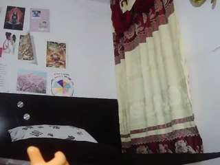 malishka20 live cam profile