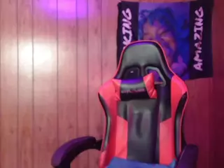 PartyyTripleX's Live Sex Cam Show
