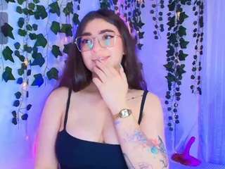 samiievans Live Webcam on CamSoda