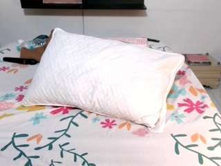 angelina-sweett25 webcam