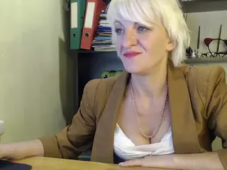 WonderNadin's Live Sex Cam Show