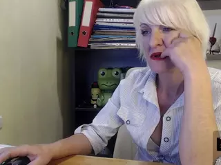 WonderNadin's Live Sex Cam Show
