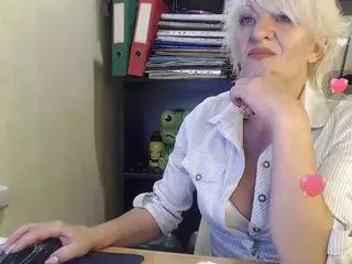 WonderNadin's Live Sex Cam Show