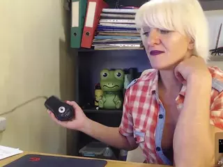WonderNadin's Live Sex Cam Show