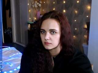 mary-bell live cam profile