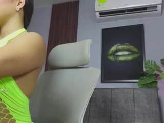 noah-and-aura69 Live Webcam on CamSoda