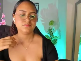 rubi-espinela's Live Sex Cam Show