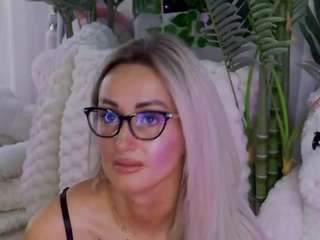 isabellaethan Live Webcam on CamSoda