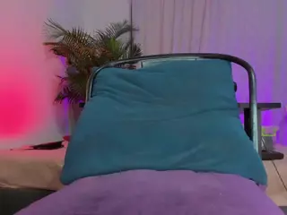 shy-booty's Live Sex Cam Show