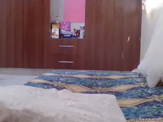 miss-naughty's Live Sex Cam Show