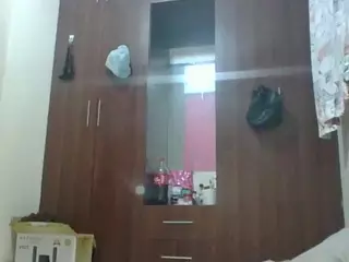 miss-naughty's Live Sex Cam Show