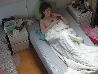 camsoda voyeurcam-julmodels-bed-7