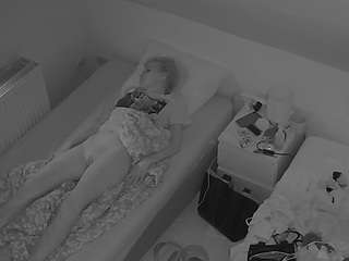 camsoda voyeurcam-julmodels-bed-7