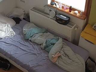 Tbate camsoda voyeurcam-julmodels-bed-7