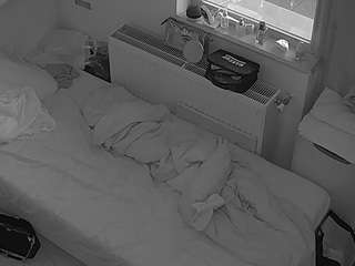 Male Cam Model camsoda voyeurcam-julmodels-bed-7