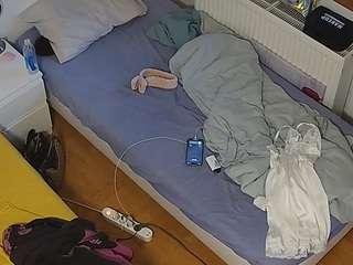 Zackycha camsoda voyeurcam-julmodels-bed-7