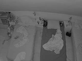 Asian Cam Models camsoda voyeurcam-julmodels-bed-7