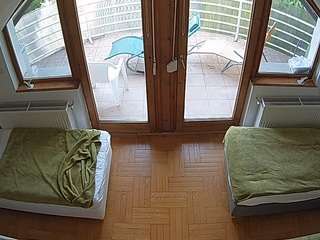 voyeurcam-julmodels-bed-7