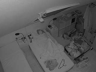 voyeurcam-julmodels-bed-7