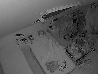 voyeurcam-julmodels-bed-7